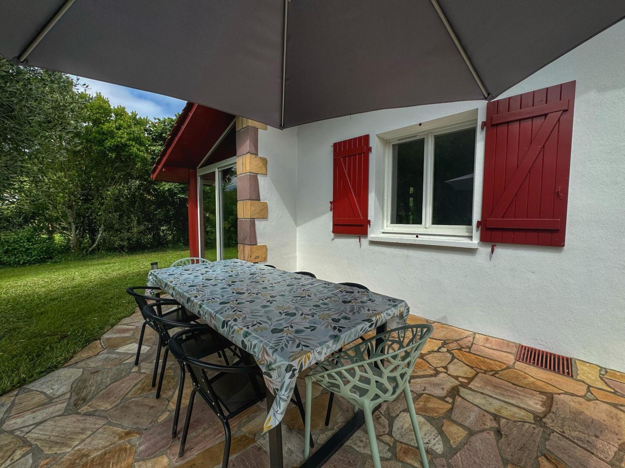 Maison Avec Piscine Caro  Exterior photo